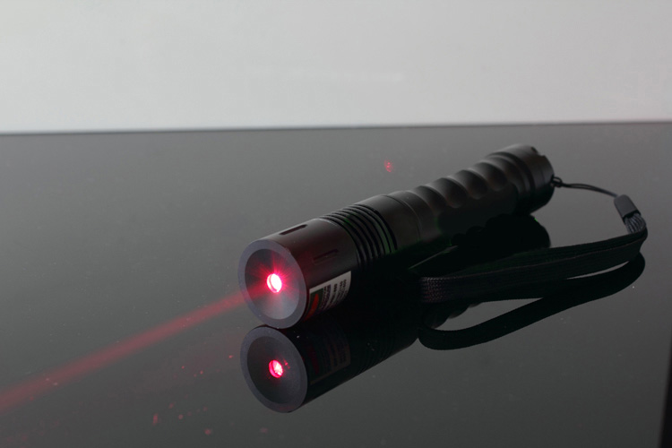 laser rouge puissant 200mw a vendre