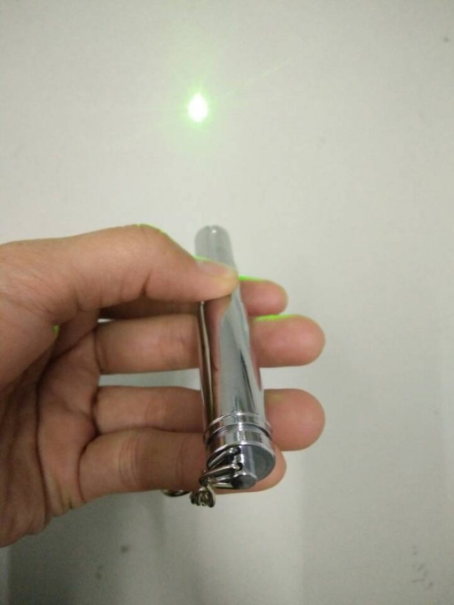 vert laser ponteur 100mw