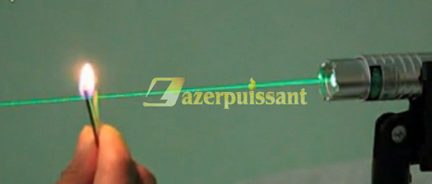 laser qui allume une cigarette