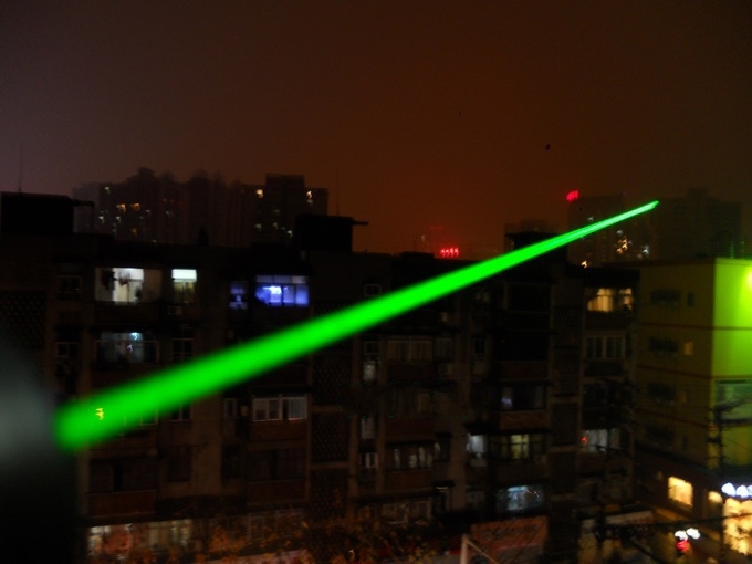 laser plus puissant dans le ciel