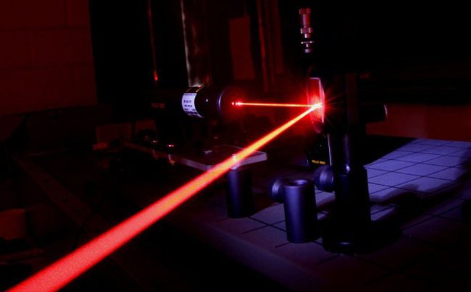 pointeur laser 303 clé sécurité 